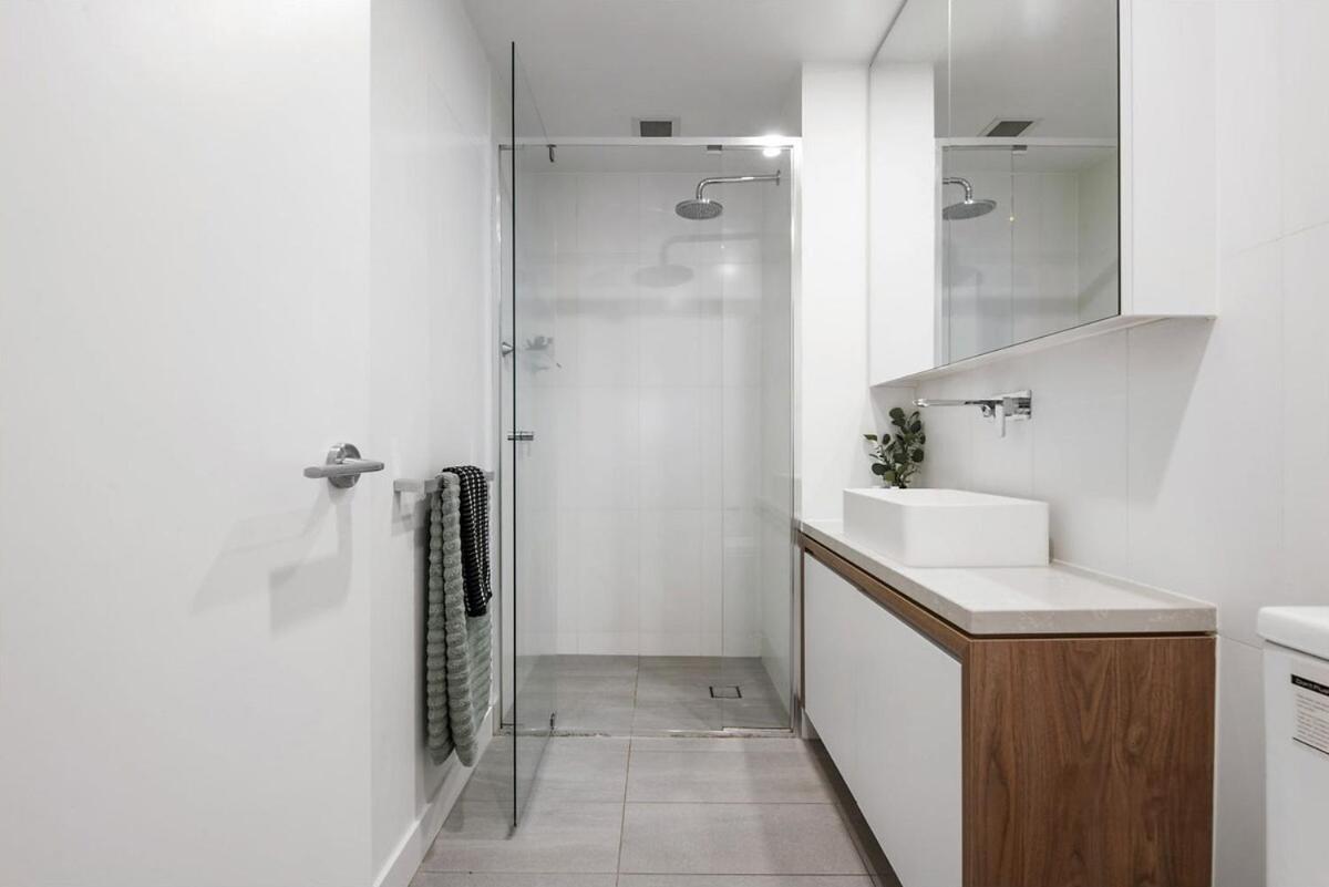 Luxury Skyview Location *